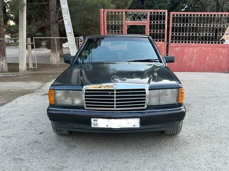 Mercedes 190 1989
