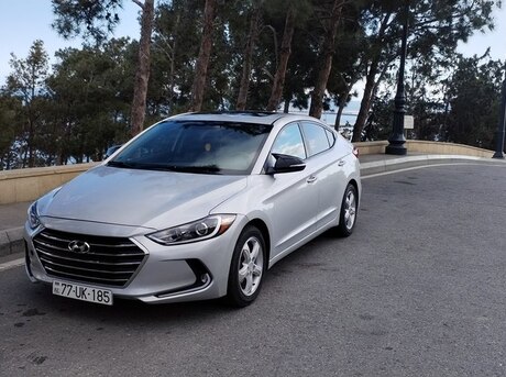 Hyundai Elantra 2018