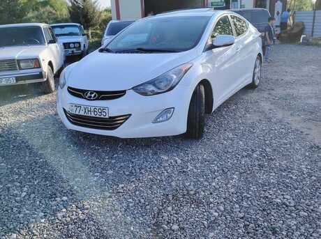 Hyundai Elantra 2011
