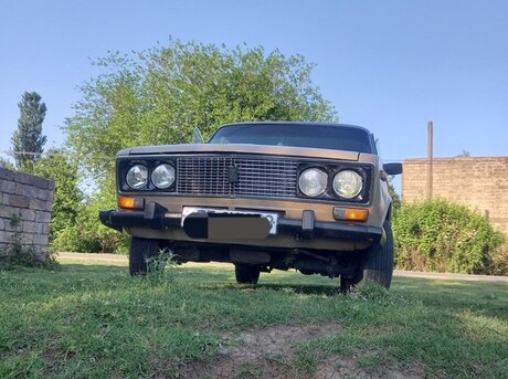 LADA (VAZ) 2106 1986