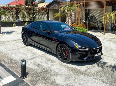 Maserati Ghibli