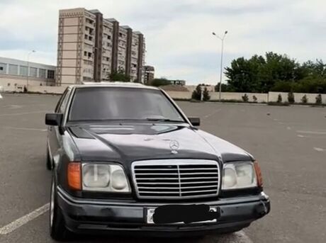 Mercedes E 220 1993