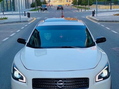 Nissan Maxima