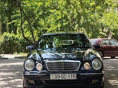 Mercedes E 220 d 2002