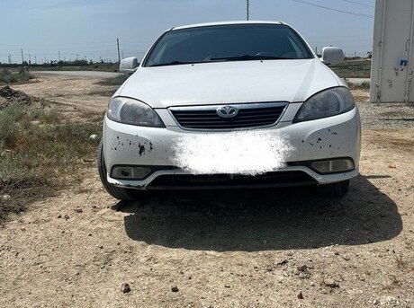 Daewoo Gentra 2014