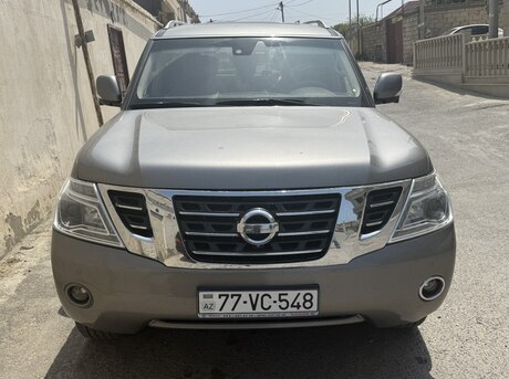 Nissan Patrol 2010