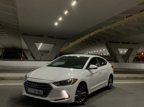 Hyundai Elantra 2018