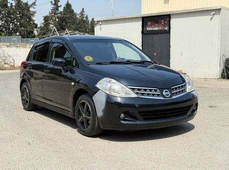Nissan Tiida 2011