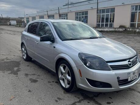 Opel Astra 2008