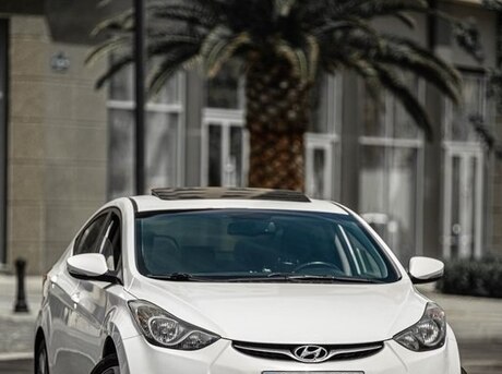 Hyundai Elantra 2012