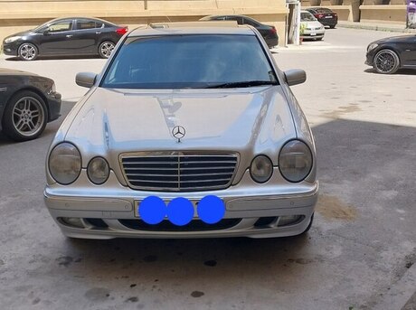 Mercedes E 240 2001