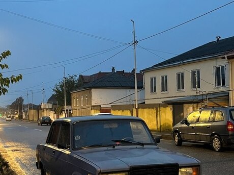 LADA (VAZ) 2107 1988