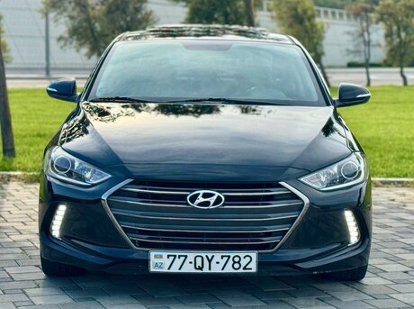 Hyundai Elantra 2016