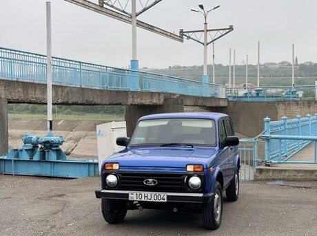 LADA (VAZ) Niva