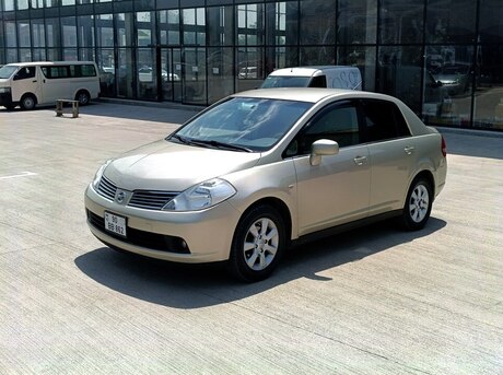 Nissan Tiida 2007