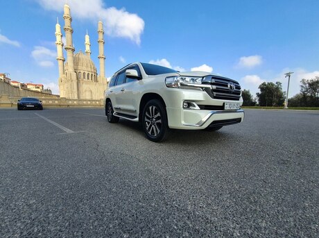 Toyota Land Cruiser 2018