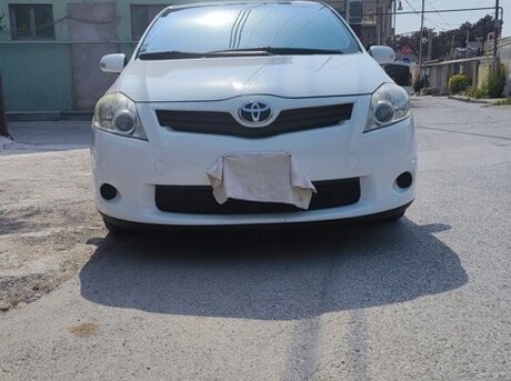 Toyota Auris 2010