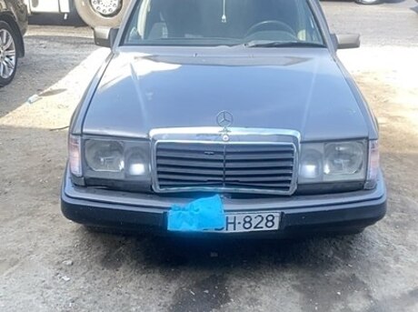 Mercedes E 230 1986