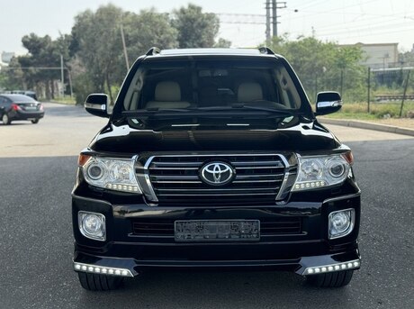 Toyota Land Cruiser 2012