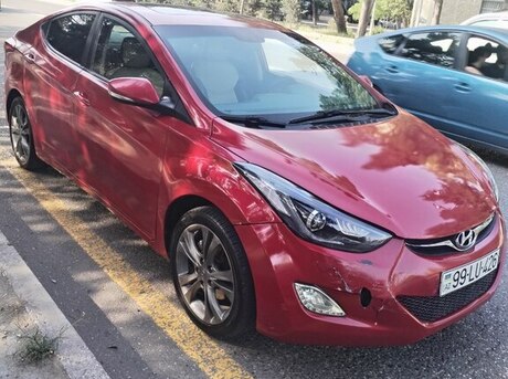 Hyundai Elantra 2012