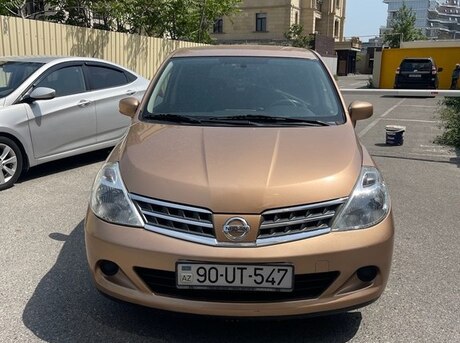 Nissan Tiida 2008