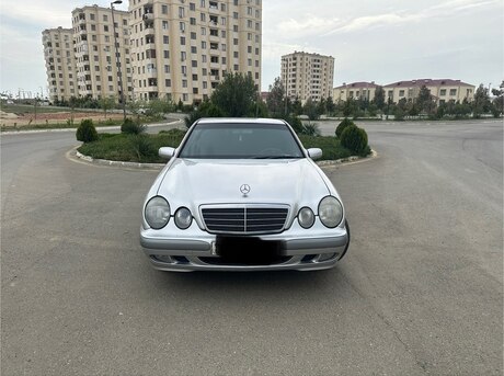 Mercedes E 220 d 2000