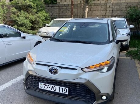 Toyota  2025