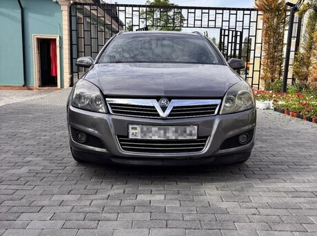 Opel Astra 2005