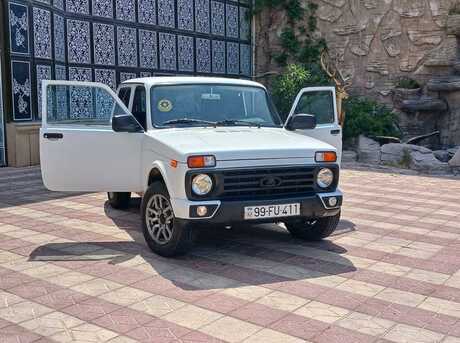 LADA (VAZ) Niva 2013