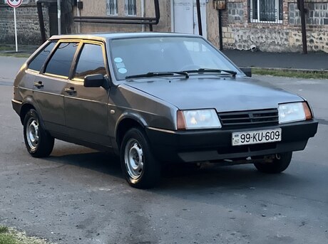 LADA (VAZ) 2109 2000