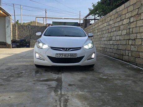 Hyundai Avante 2013
