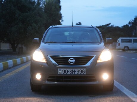 Nissan Sunny 2013