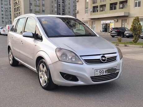 Opel Zafira 2008