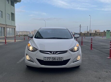 Hyundai Avante 2015