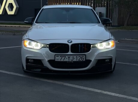 BMW 328 2012