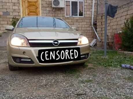 Opel Astra 2004