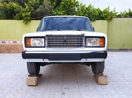 LADA (VAZ) 2107 2004