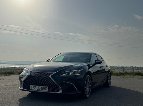 Lexus ES 300h 2021