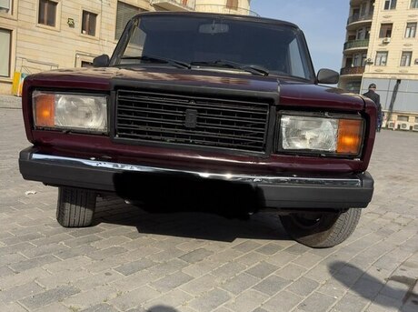 LADA (VAZ) 2107