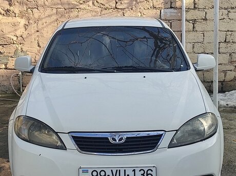 Daewoo Gentra 2014