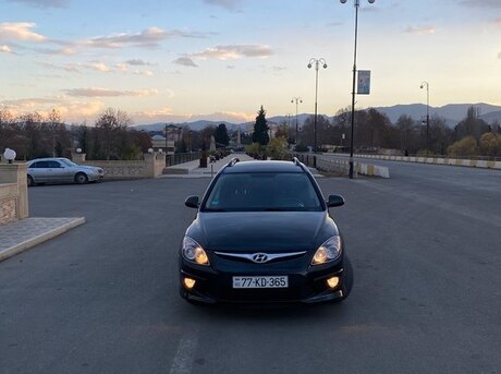 Hyundai i30 2011