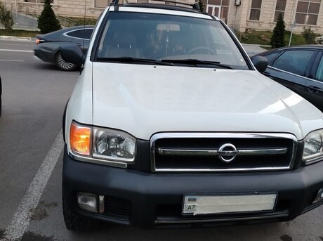 Nissan Pathfinder 2003