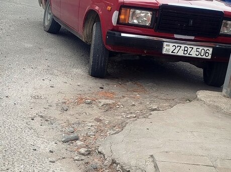 LADA (VAZ) 2107 1993