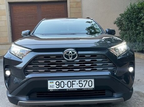 Toyota RAV4 2024