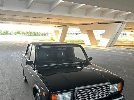 LADA (VAZ) 2107 2010