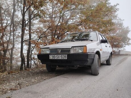 LADA (VAZ) 21099 2002