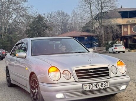 Mercedes E 240 1998