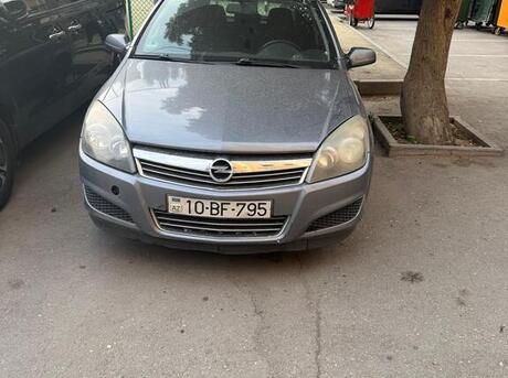Opel Astra 2006