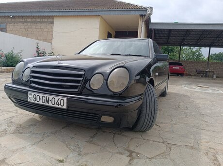 Mercedes E 280