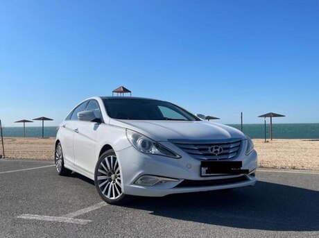 Hyundai Sonata 2012